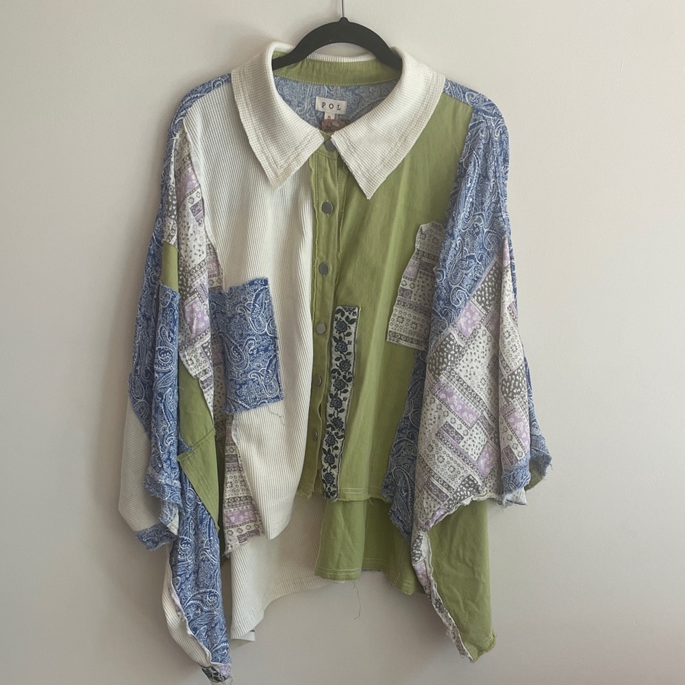 Pol Oversized Patchwork Bandana Print Boho Button Up Shirt Size Small NWT